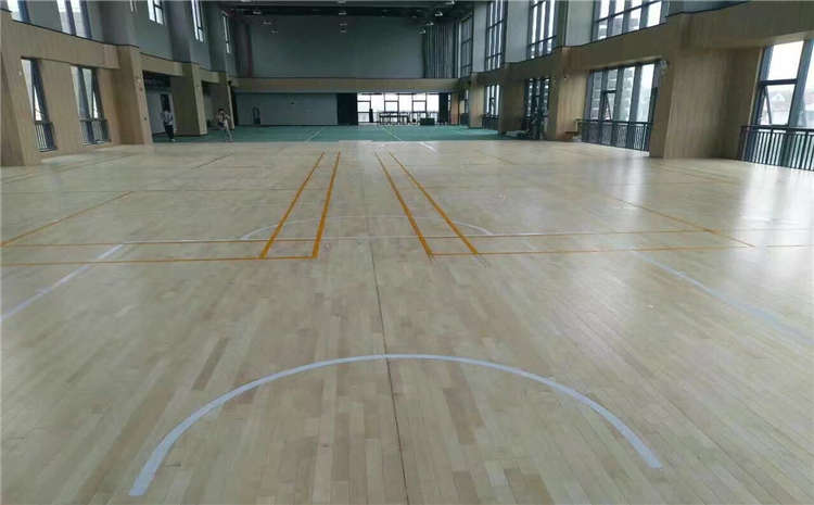 楓木運(yùn)動(dòng)木地板價(jià)格